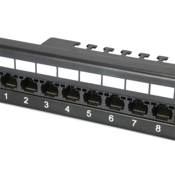 Equip patch panel - 135425 (24 port, cat6, árnyékolatlan, fekete)