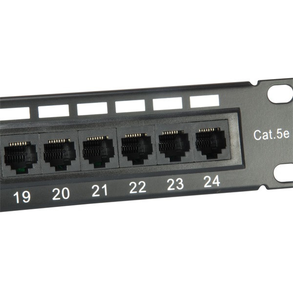 Equip patch panel - 235325 (24 port, cat5e, 1u, árnyékolatlan, fekete)